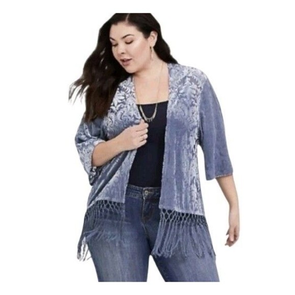 Torrid Sz 1/2 XL Blueish Gray Burnout Fringed Kimono Whimsigoth Witch Fairy SPOT - Picture 3 of 14